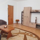 Titan, Burdujeni, inchiriere 2 camere, bloc reabilitat, 10 min metrou, ac